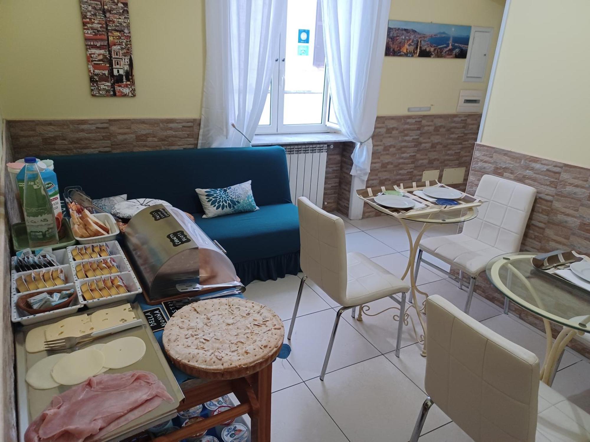 B&B Quattro Palazzi Napoli Centro Exterior photo